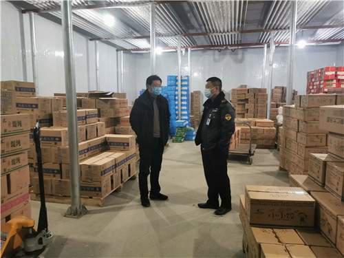 河南駐馬店上蔡縣重陽食藥監所嚴格對進口冷鏈食品進行檢查